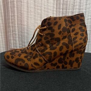 Pierre Dumas Tan Animal Print Ankle Boots